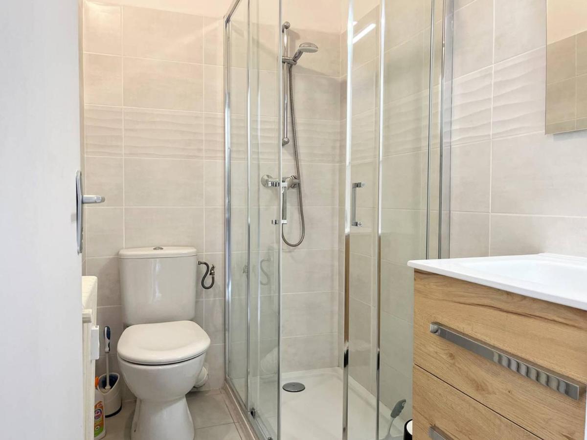 Studio Lumineux 4 Couchages Pres De La Plage Avec Options Linge Et Wifi - Fr-1-251-433 Le Lavandou Exterior foto